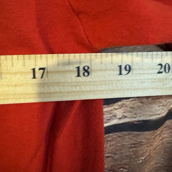 Reebok Chicago Blackhawks NHL M T-Shirt Red Short Sleeve Logo Tee Hockey Fan - Picture 7 of 7